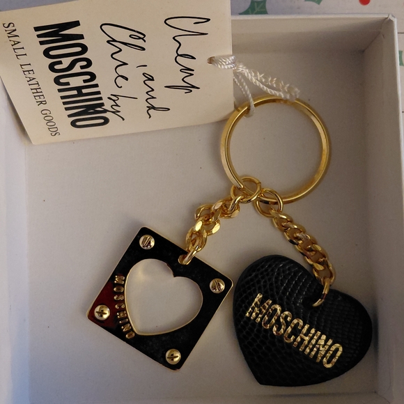Moschino Black & Gold Heart Charm Keyring / Purse Charm - Picture 5 of 7